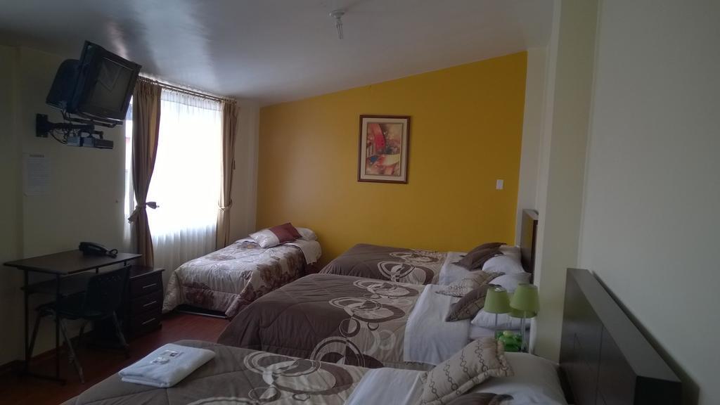 Hostal El Roble Кито Номер фото
