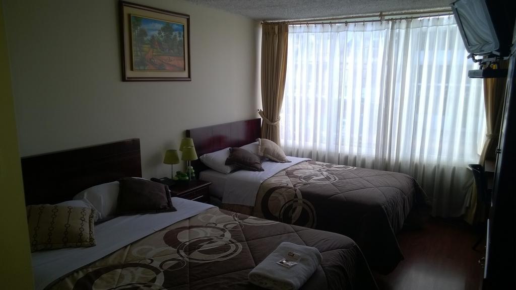 Hostal El Roble Кито Номер фото
